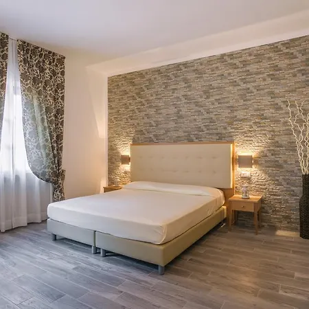 Hotel Il Buongustaio Massa (Tuscany)