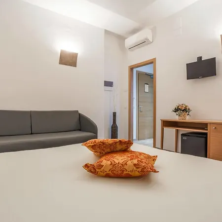 Hotel Il Buongustaio Massa (Tuscany)